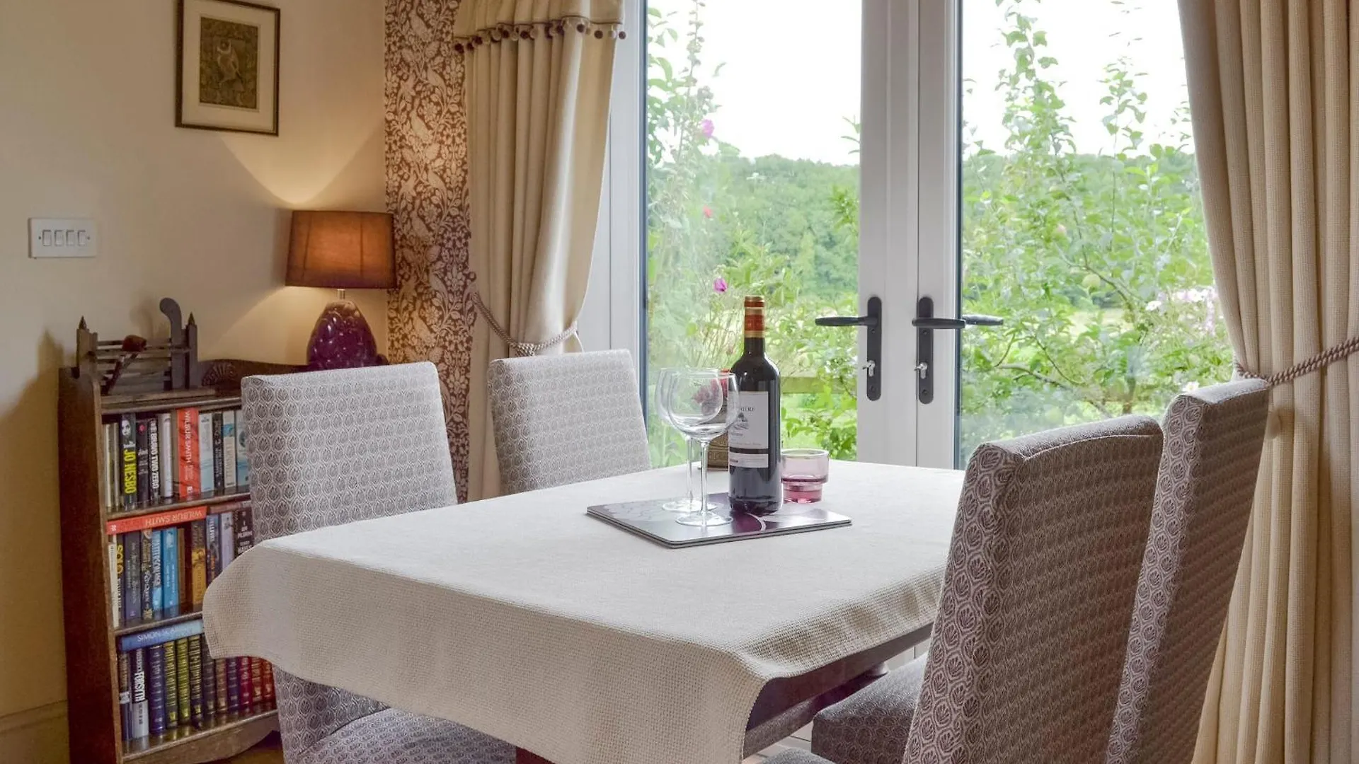 Wisteria Cottage Skirpenbeck 0*,